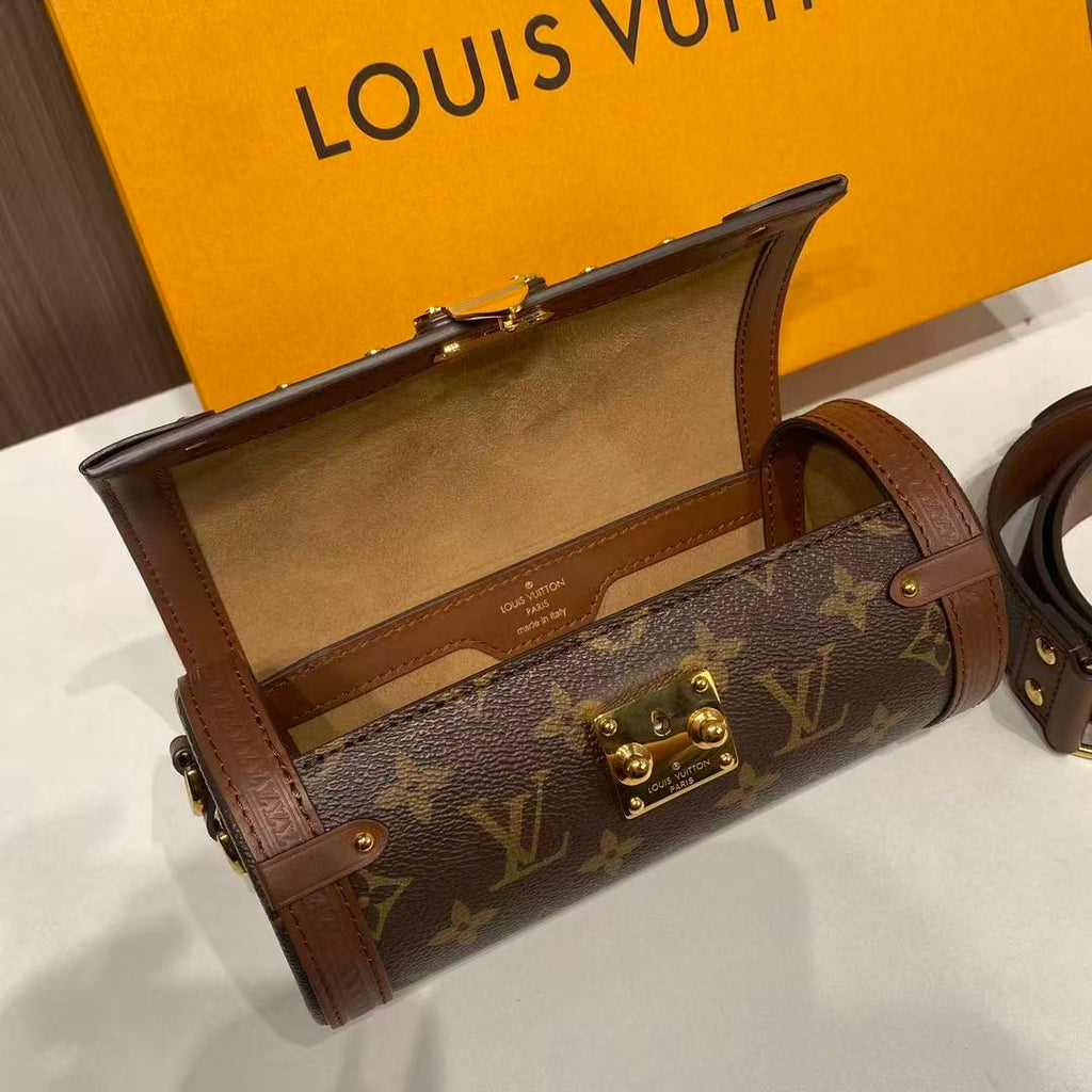 lv  ปาปิยอง