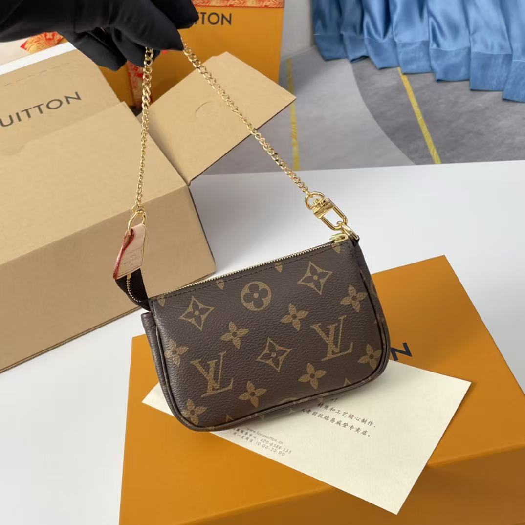 lv กระเป๋าไพ่นกกระจอก